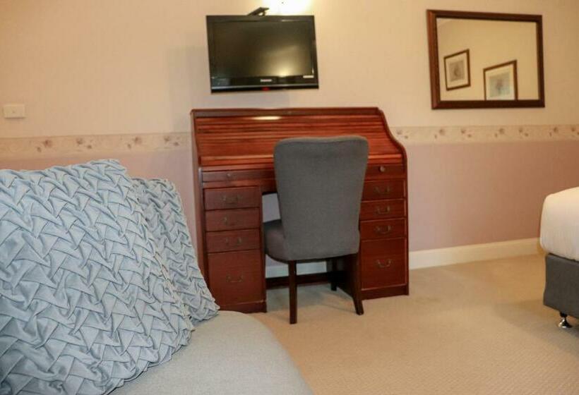 غرفة سوبيريور سرير ملكى, Plumes Boutique Bed & Breakfast