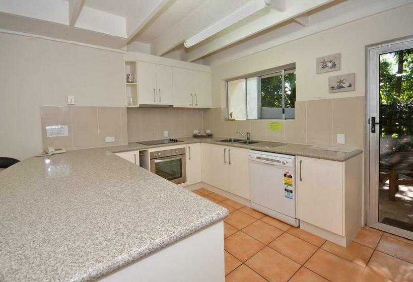 2间卧室的房子, Raintrees Moffat Beach