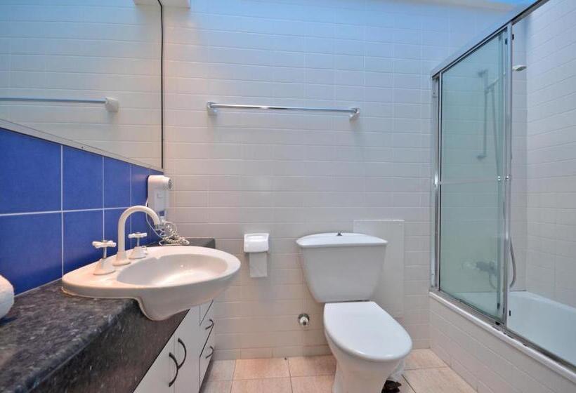 3间卧室的房子, Raintrees Moffat Beach