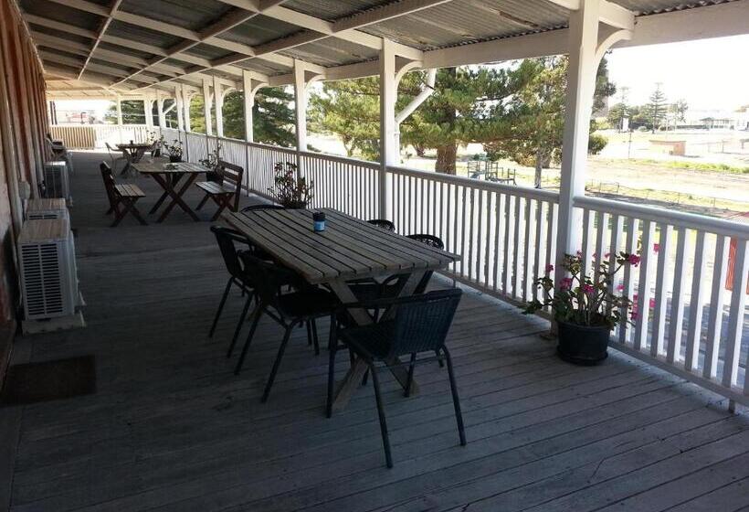 标准间带阳台, Sonbern Lodge Motel