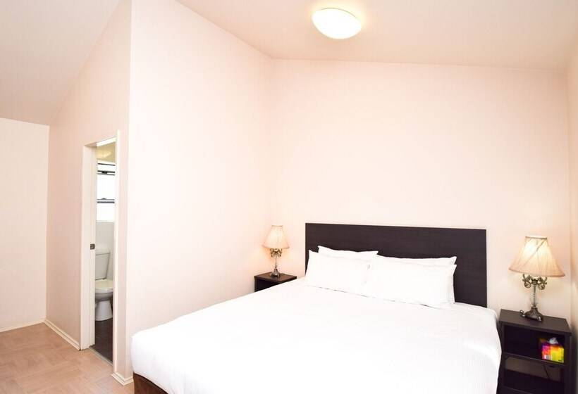 חדר סטנדרט מותאם לאדם עם מוגבלויות, Station Hotel Motel Kurri