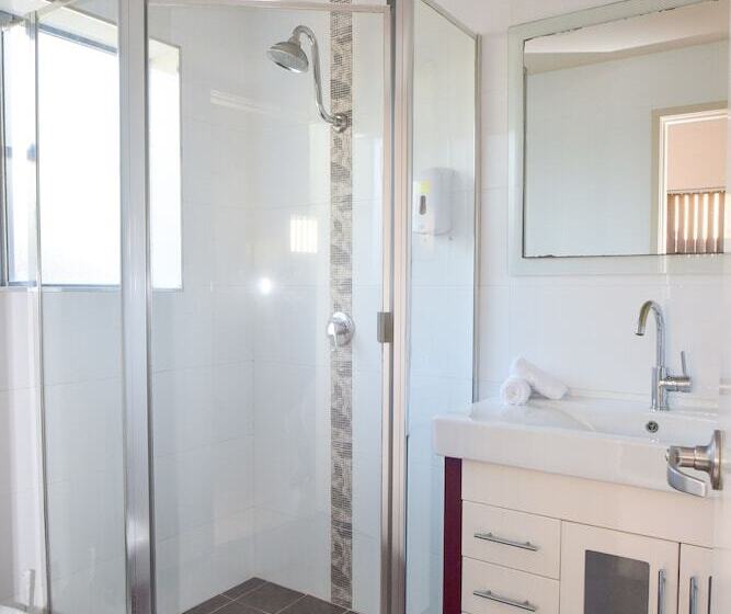 חדר סטנדרט עם מיטת קינג, Station Hotel Motel Kurri