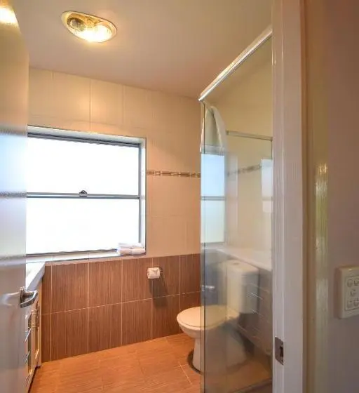 １ベッドルームアパートメント, Station Hotel Motel Kurri