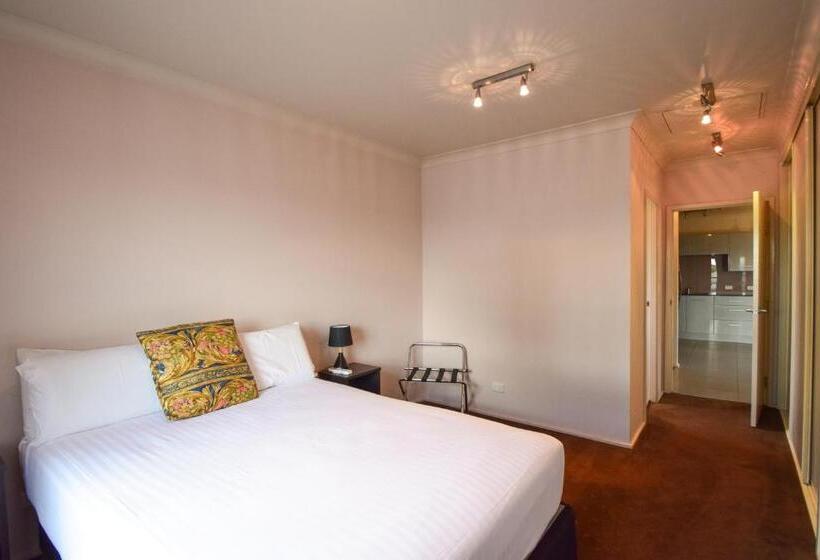 침실 1개 아파트, Station Hotel Motel Kurri