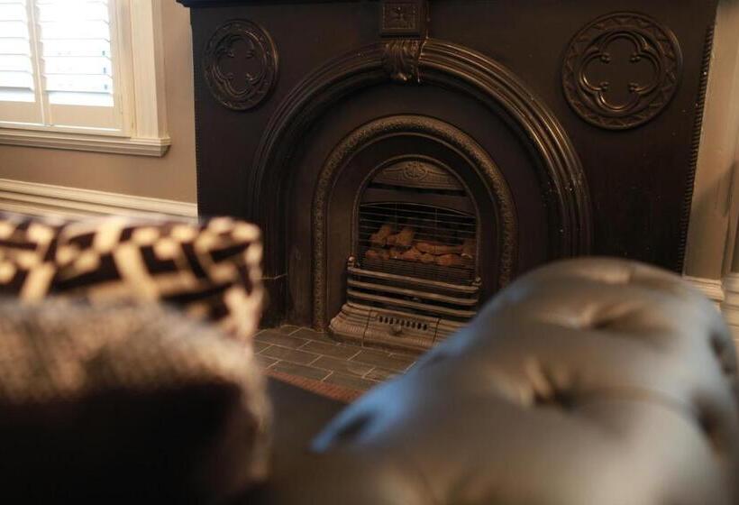 デラックススイート, Ballarat Premier Apartments