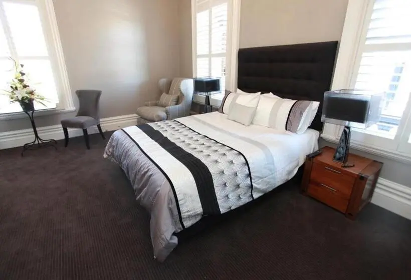 スタンダードスタジオ, Ballarat Premier Apartments