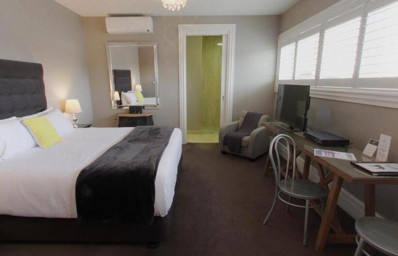 プレミアムスタジオ, Ballarat Premier Apartments