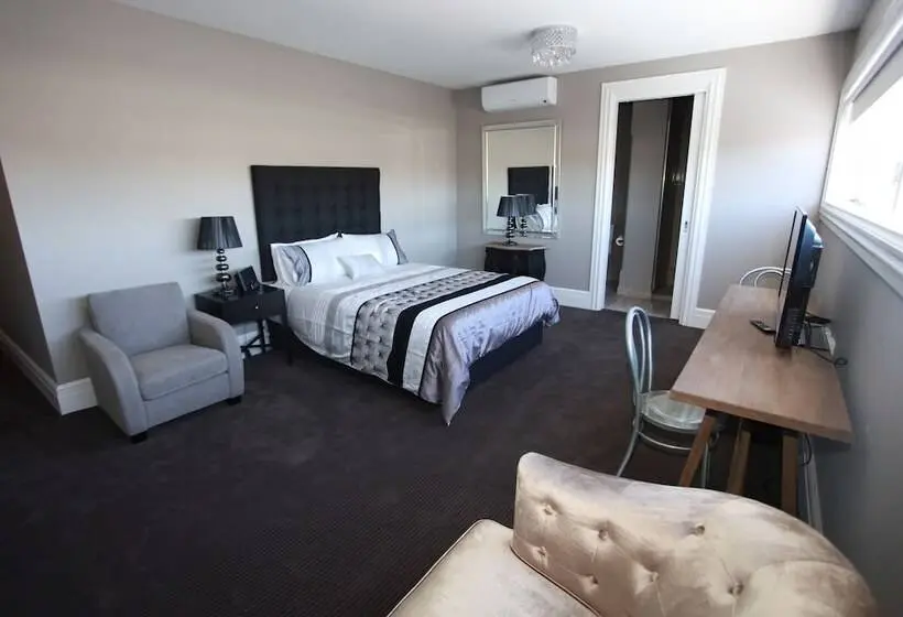 スタンダードスタジオ, Ballarat Premier Apartments