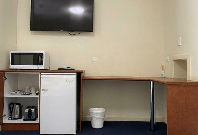 标准间, Echuca Motel