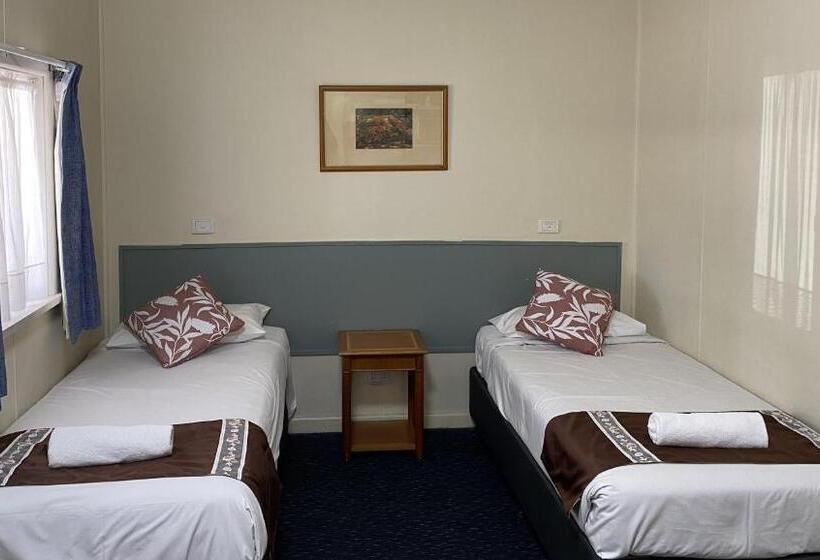 패밀리 룸, Echuca Motel