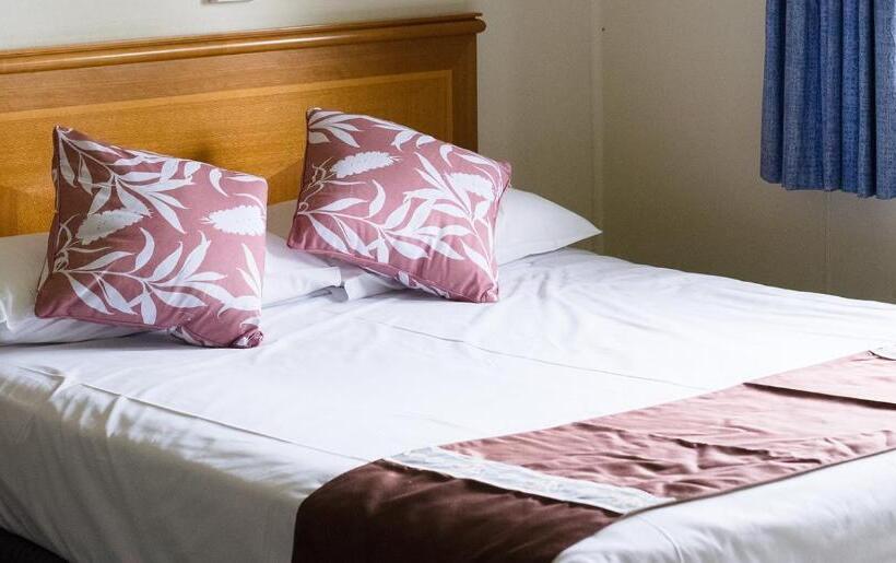 家庭间, Echuca Motel