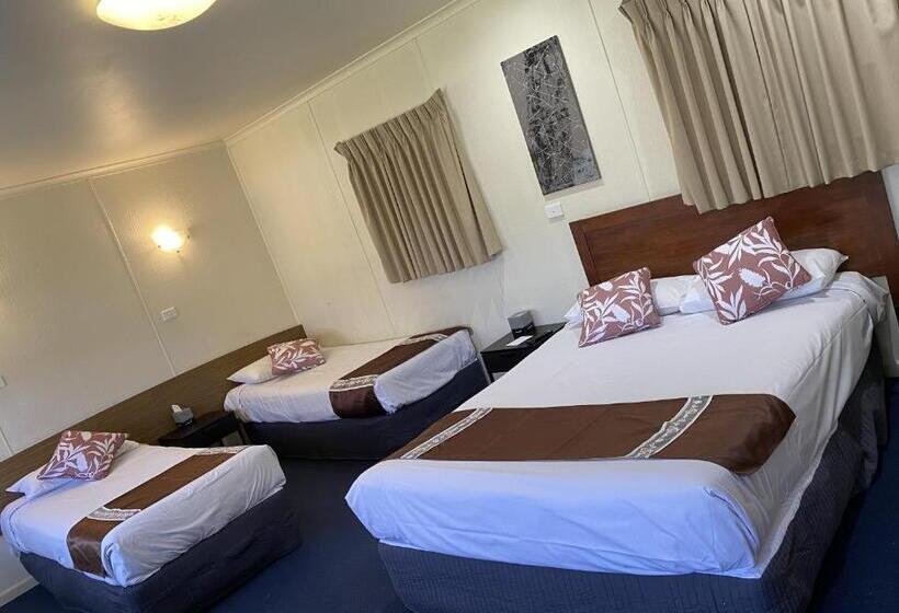 غرفة عائلية, Echuca Motel