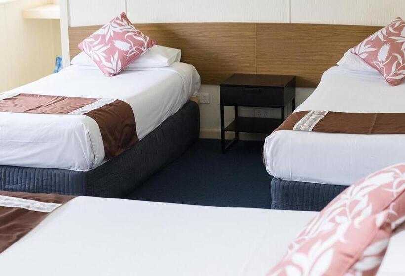 شقة غرفة واحدة, Echuca Motel