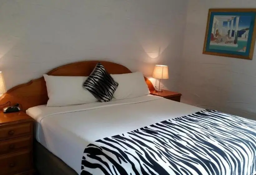 キングサイズベッドのスイートルーム, Espana Motel
