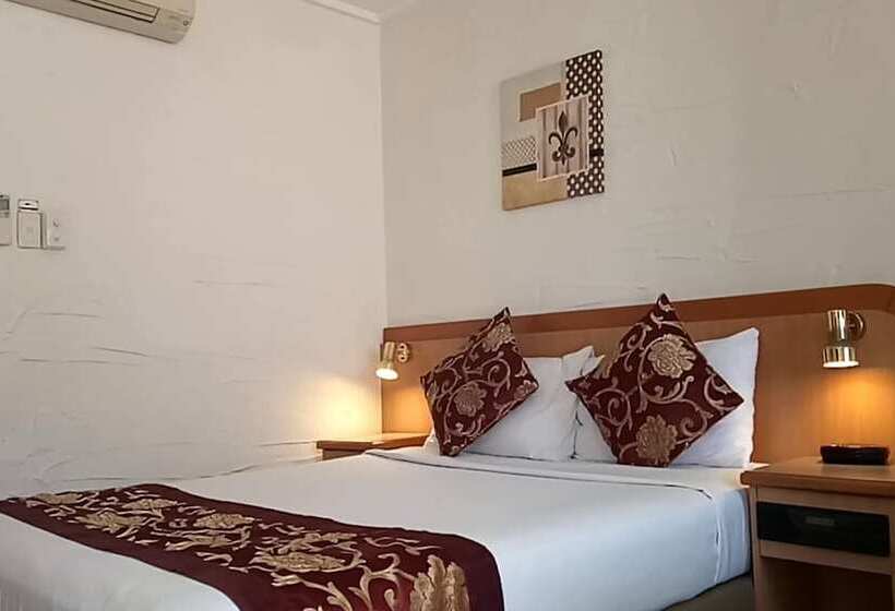 Номер Стандарт, Espana Motel