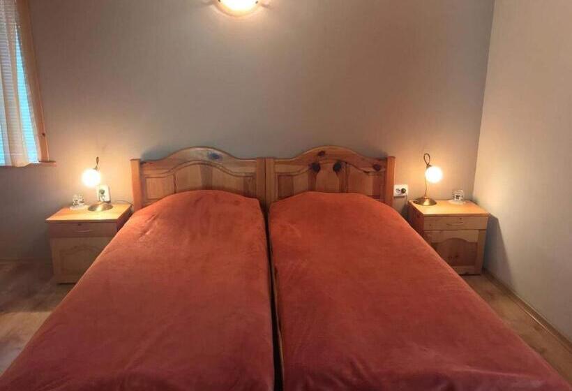 스위트, Four Seasons