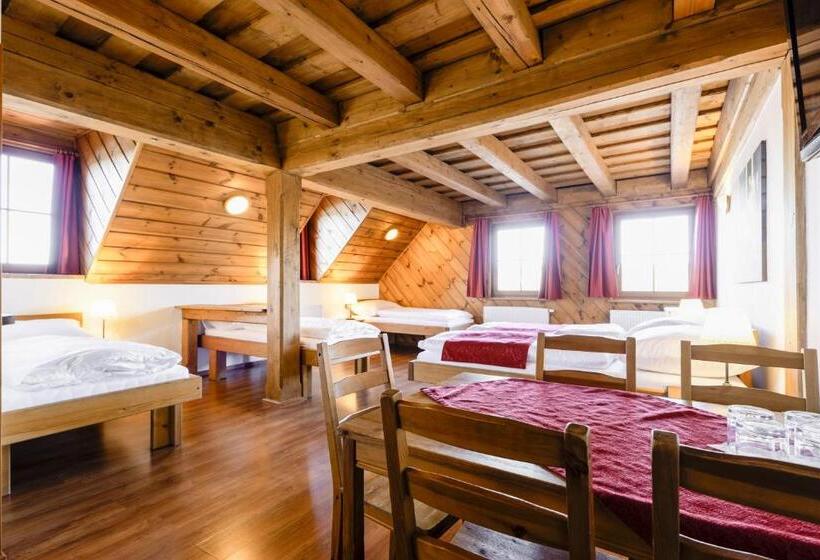 ファミリールーム, Leyla