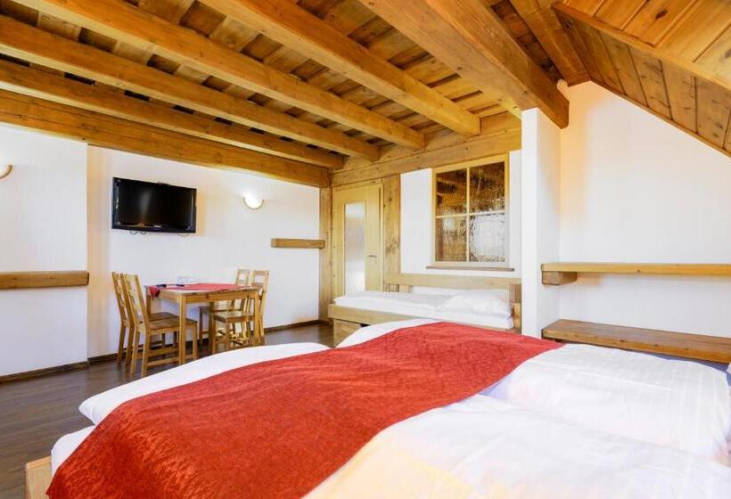 ファミリールーム, Leyla