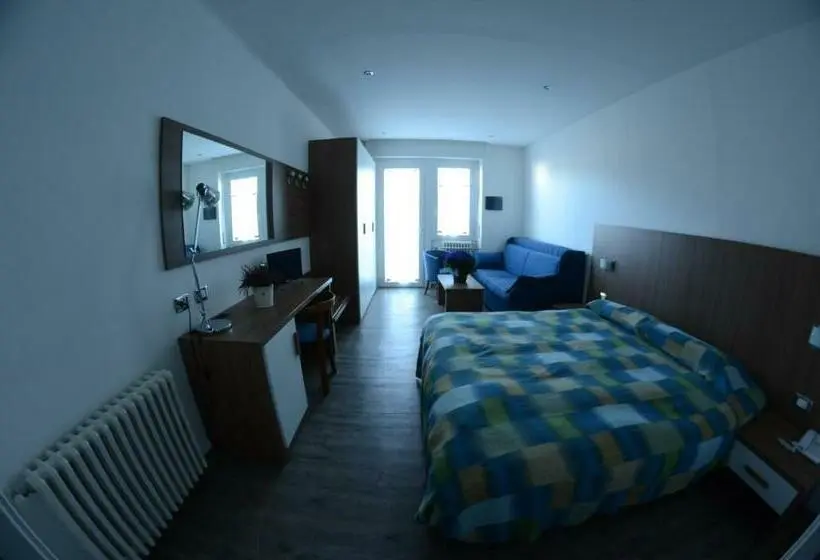Chambre Standard, National