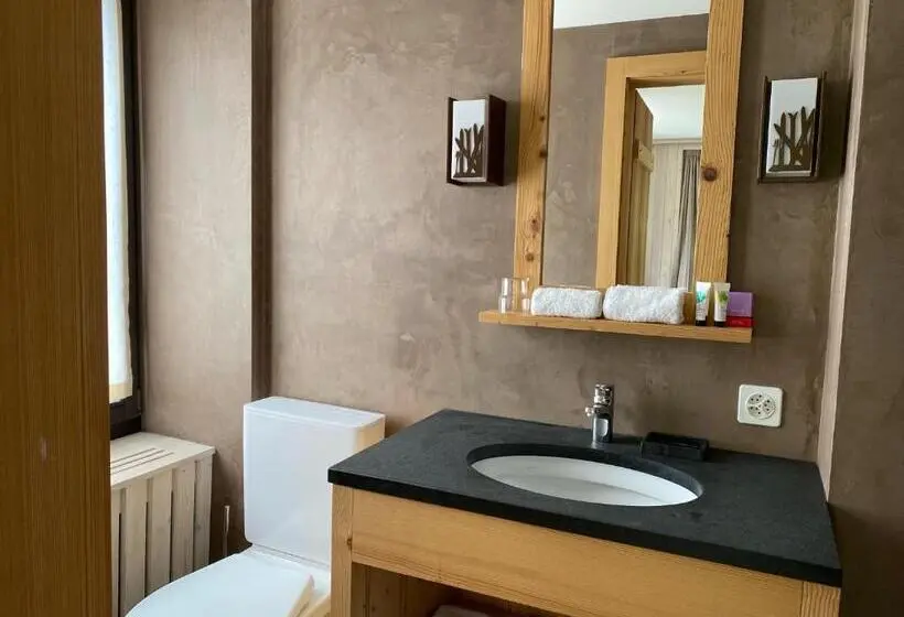 Deluxe Suite, Sanetsch