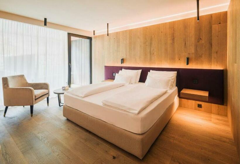 Номер Стандарт с Балконом, Olangerhof Hotel & Spa