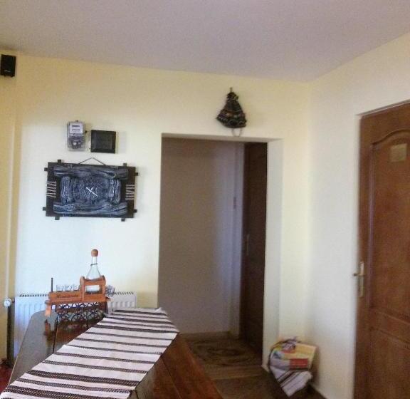 Дом 1 Спальня, Vila Dariana