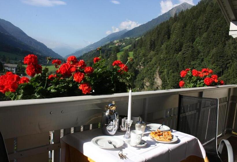 2 Bedrooms Apartment Mountain View, Residence Königsrainer