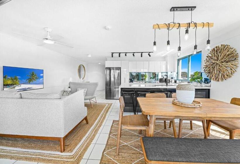 海の見える３ベッドルームアパートメント, The Norfolks On Moffat Beach