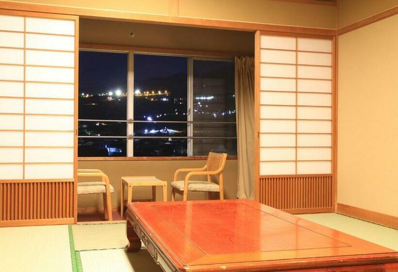 غرفة قياسية, Uzuraya