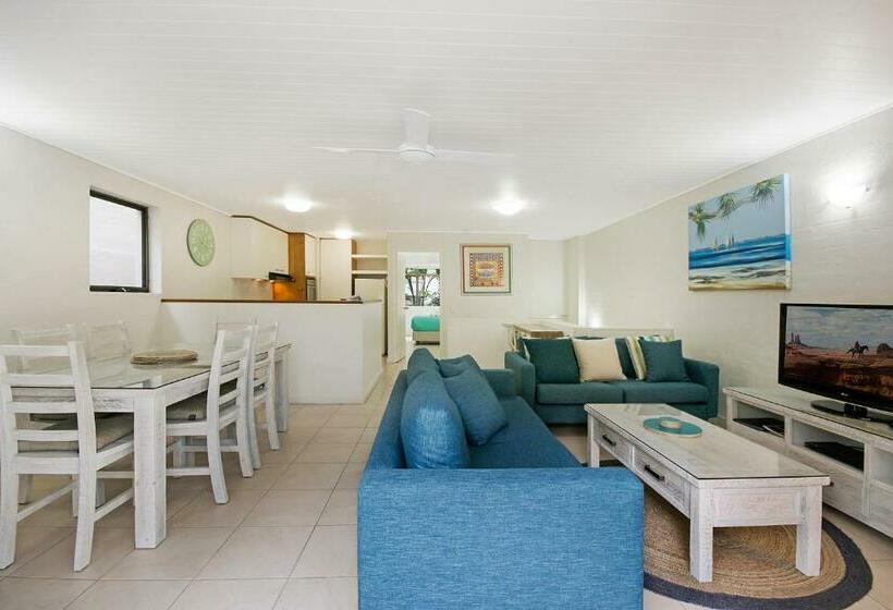 דירת שני חדרים, Tea Trees