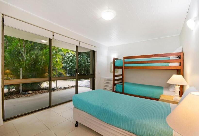 דירת שני חדרים, Tea Trees