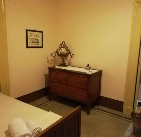 غرفة قياسية, 44   Mu Ni