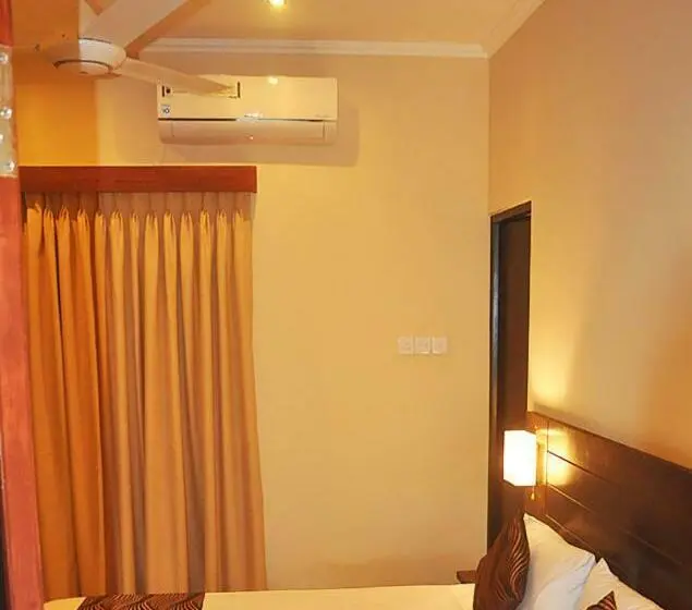 スタンダードルーム, Mercuryfm 101 Yarl Mercury Inn   Jaffna