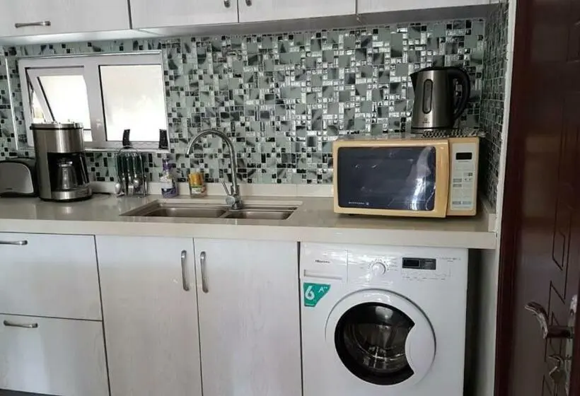 آپارتمان 1 خوابه با چشم‌انداز دریا, Easy World Beach Apartments