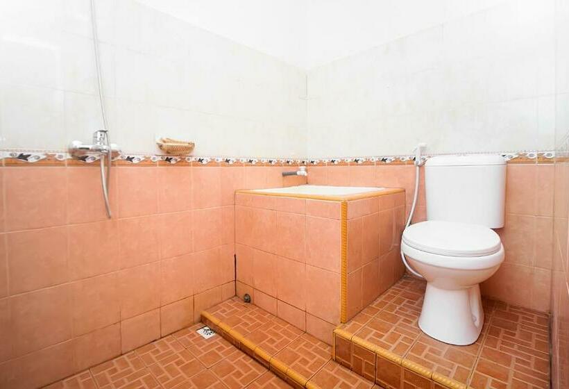 디럭스 룸, Oyo Life 2899 Ardilia Kost