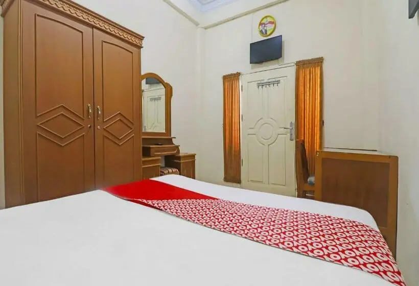 اتاق لوکس, Oyo Life 2899 Ardilia Kost