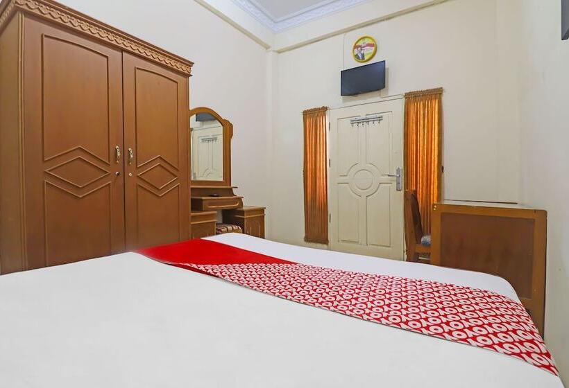 디럭스 룸, Oyo Life 2899 Ardilia Kost