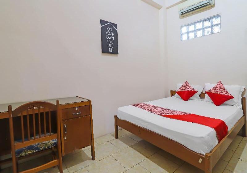 디럭스 룸, Oyo Life 2899 Ardilia Kost