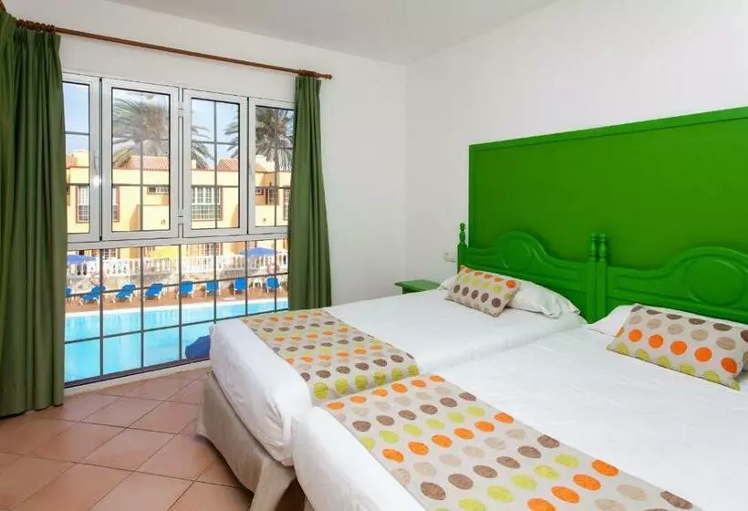 سوییت خانوادگی, Apartamentos Maxorata Beach