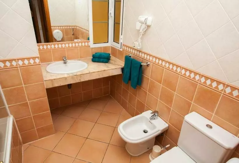 سوییت خانوادگی, Apartamentos Maxorata Beach