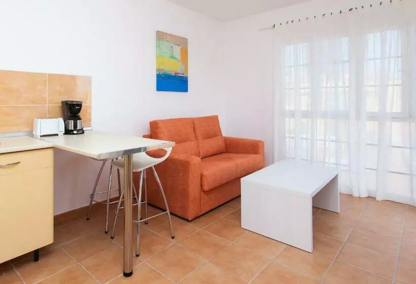 سوییت جونیور سوپریور, Apartamentos Maxorata Beach
