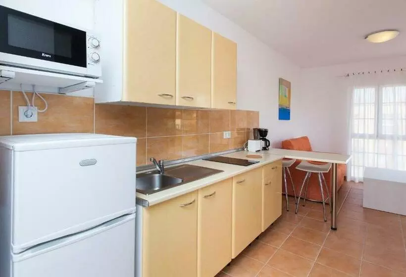 سوییت جونیور سوپریور, Apartamentos Maxorata Beach