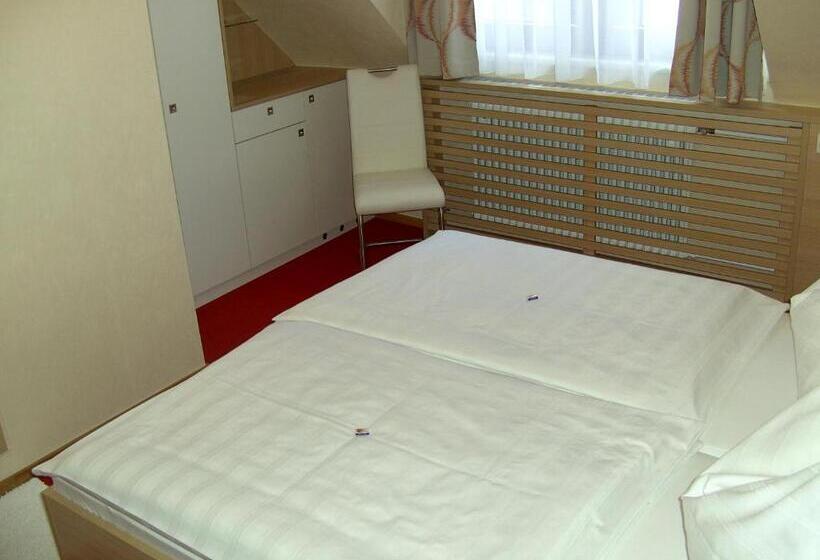 חדר סטנדרט, Frühstückspension Leopold Janu