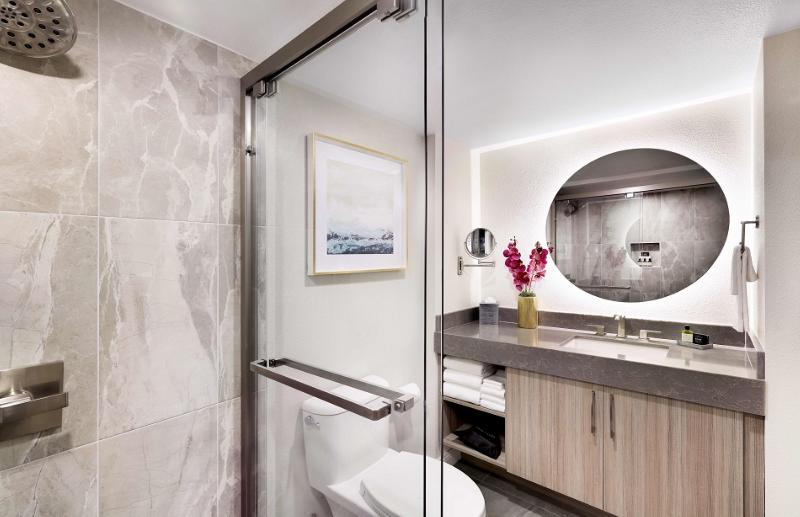 اتاق سوپریور, Admiral