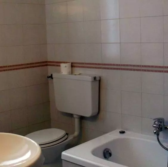 Standard Yhden Hengen Huone, Albergo Residence Isotta