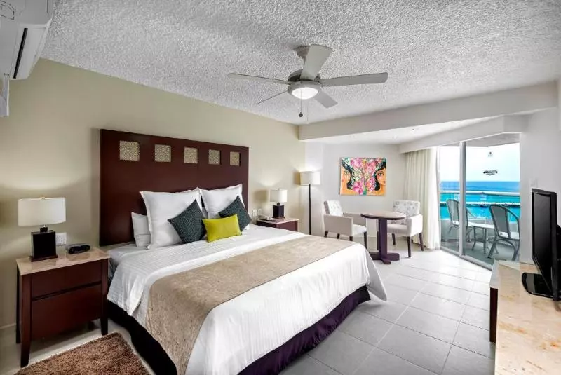 اتاق لوکس با چشم‌انداز دریا, El Cid La Ceiba Beach