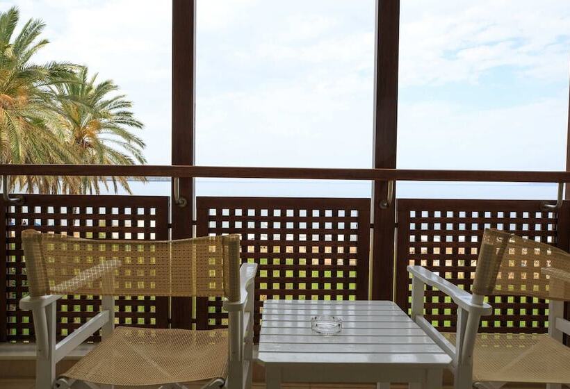 اتاق استاندارد, Giannoulis   Santa Marina Plaza