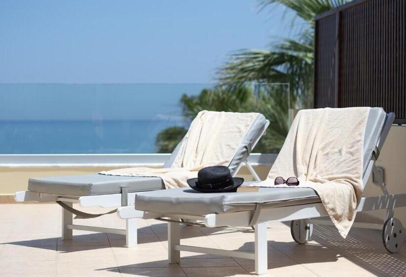 סוויטת ג'וניור נוף לים, Giannoulis   Santa Marina Plaza