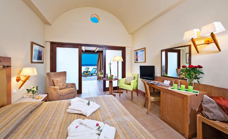 סוויטת ג'וניור נוף לים, Giannoulis   Santa Marina Plaza