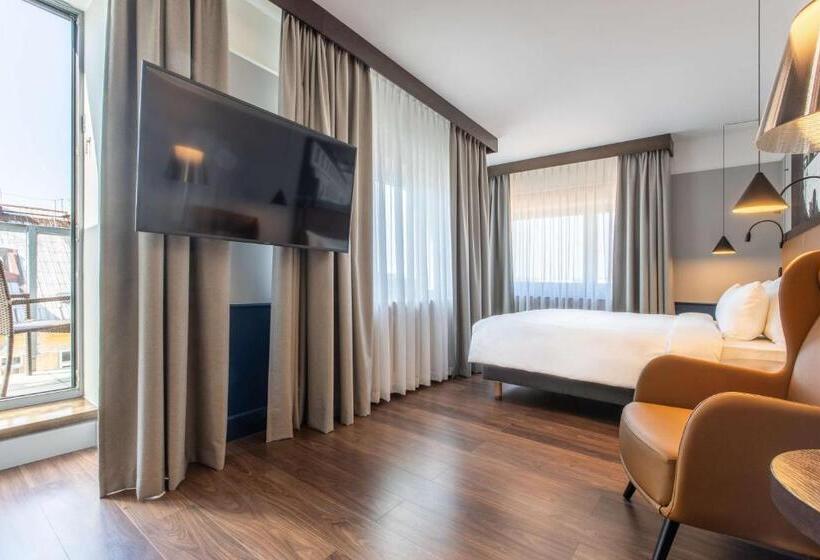 Quarto Superior com Sacada, Radisson Blu Hotel Prague
